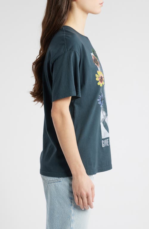 DAYDREAMER DAYDREAMER JOHN LENNON 'GIVE PEACE A CHANCE' GRAPHIC T-SHIRT