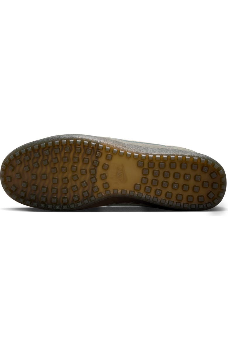 Field General Sneaker