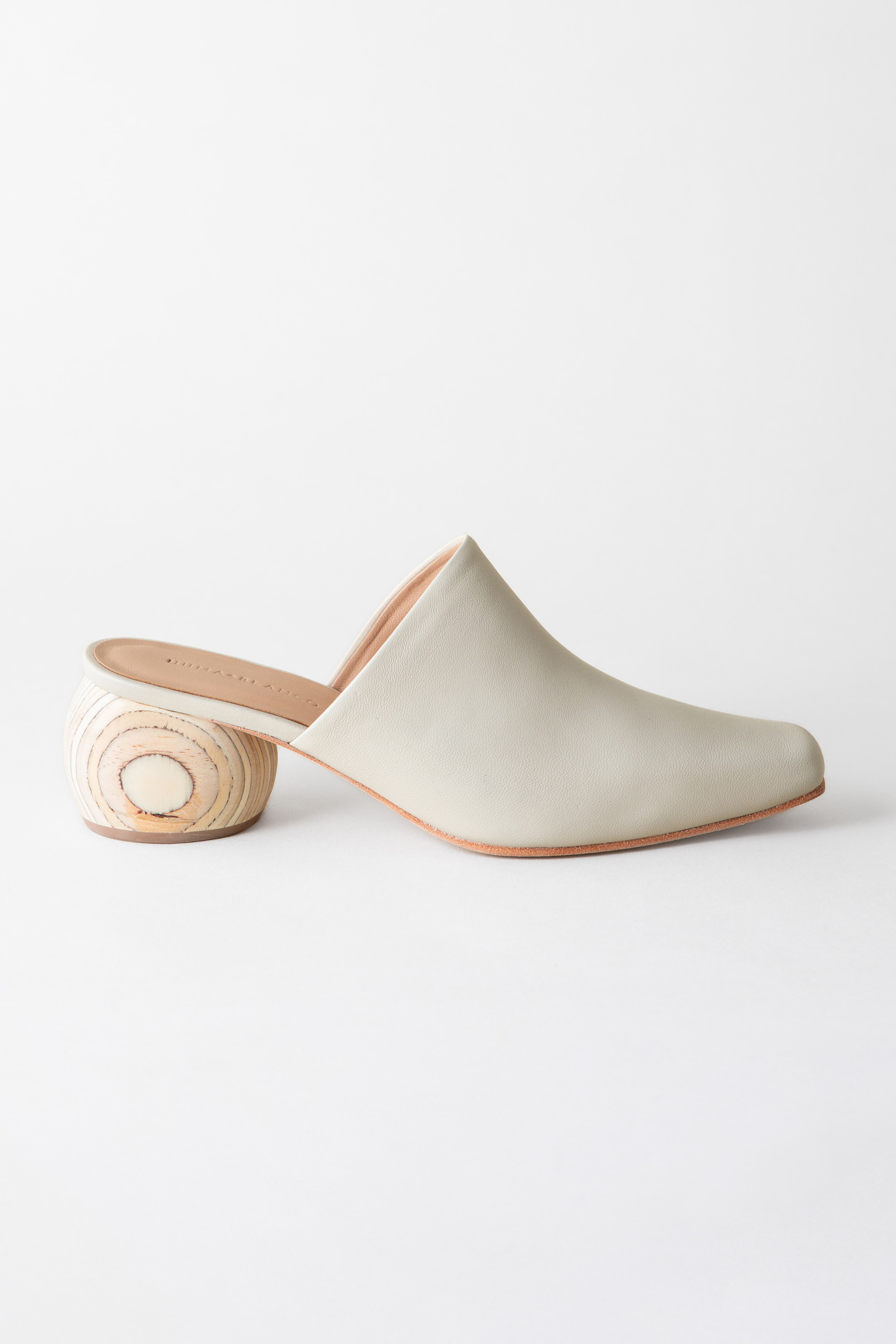 Mina Mule, Alternate, color, Bone