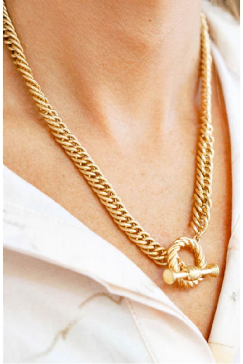 Vintage Coco, Alternate, color, Gold