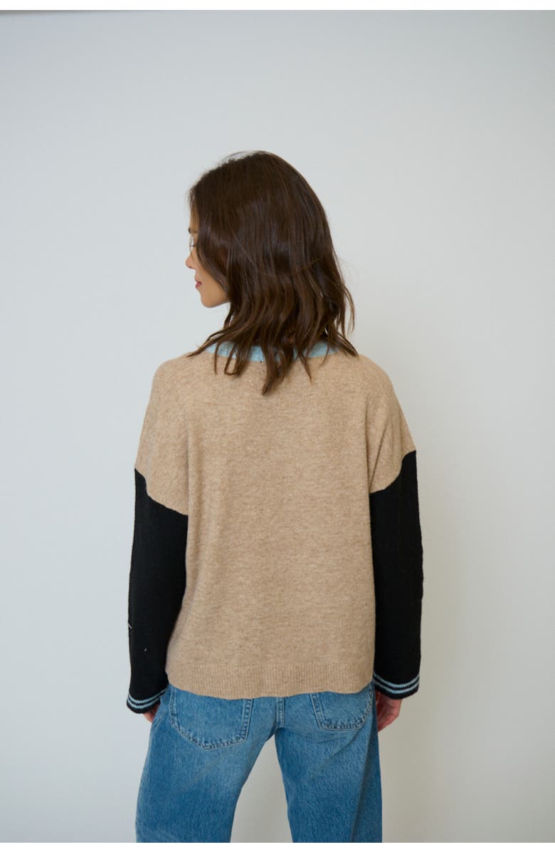 Central Park West Women's Ash Color Blocked Crewneck, Alternate, color, 