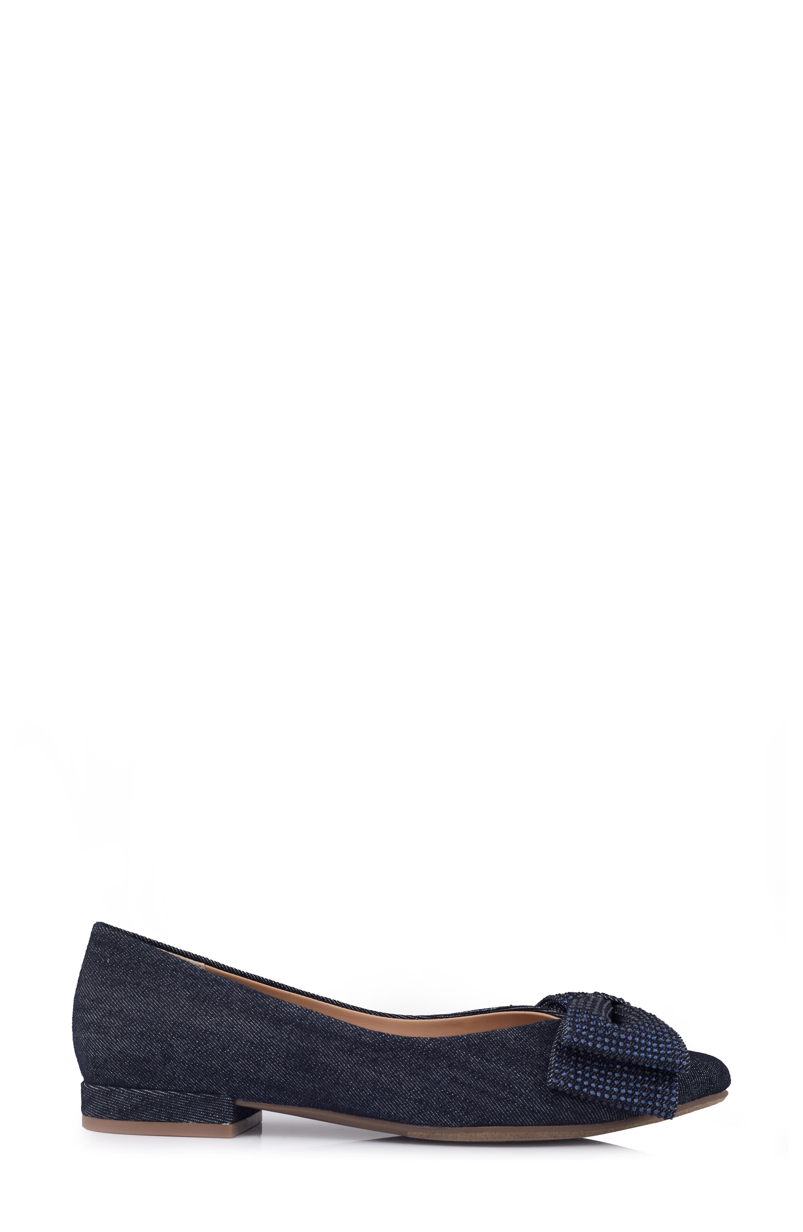 Me Too Alize Bow Pointed Toe Flat, Alternate, color, Demin