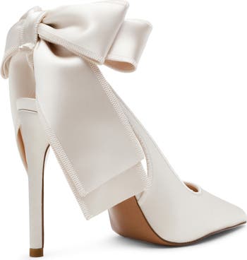 Teacup Slingback Pointed Toe Pump