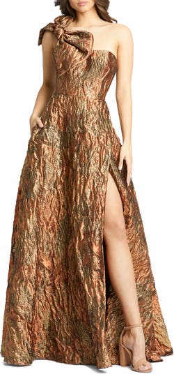 【MAC DUGGAL】マックダガル ワンショルダー Aライン ガウン Mac Duggal Beaded One-Shoulder A-Line Gown | Saks Fifth Avenue