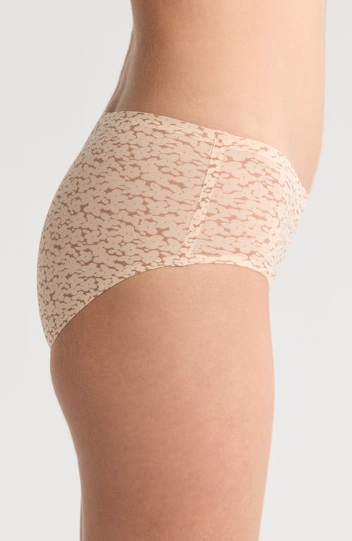 Chantelle Lingerie Soft Stretch Seamless Hipster Panties In Black