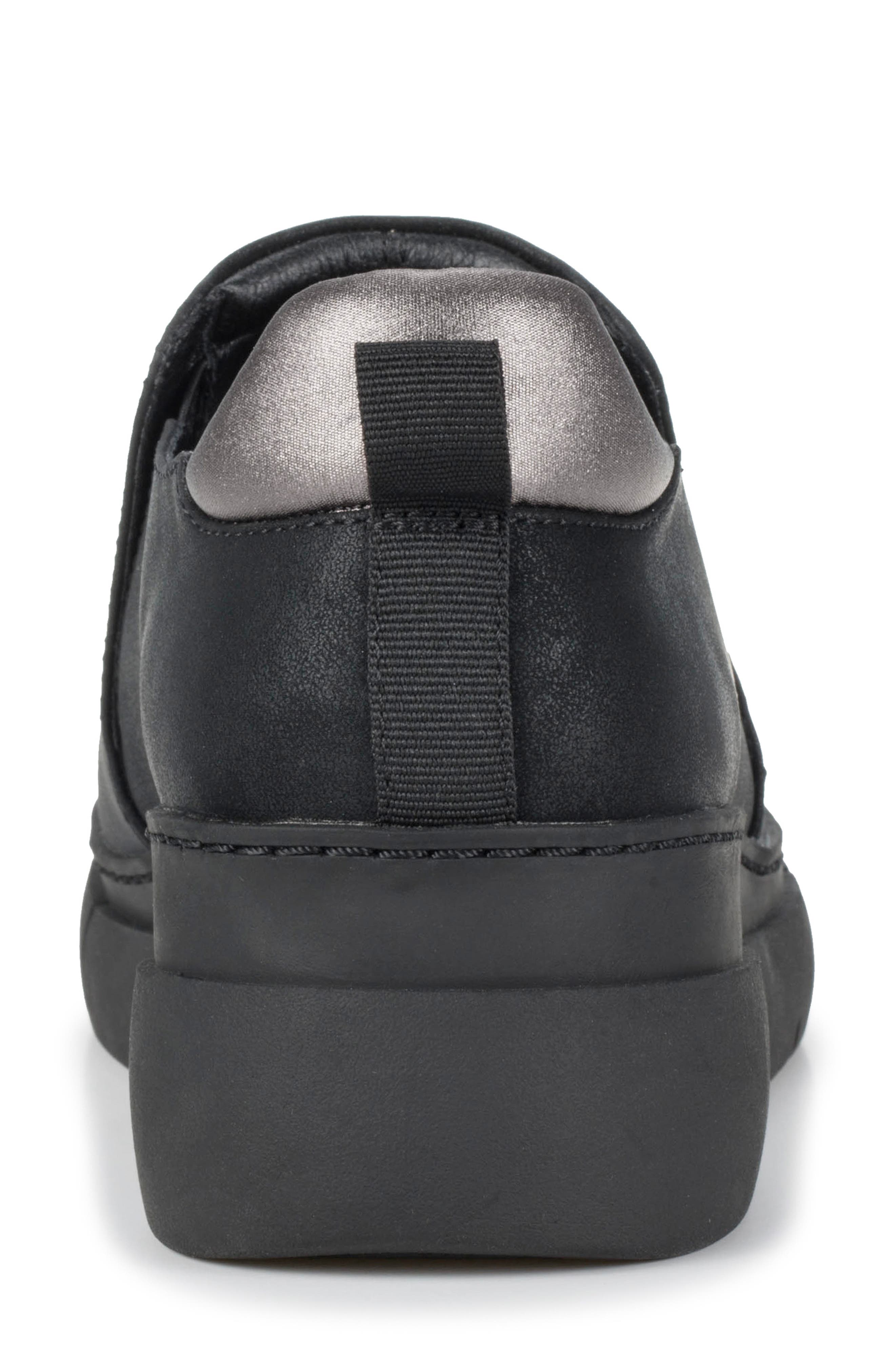 BARETRAPS Lizett Wedge Ankle Boot, Alternate, color, Black