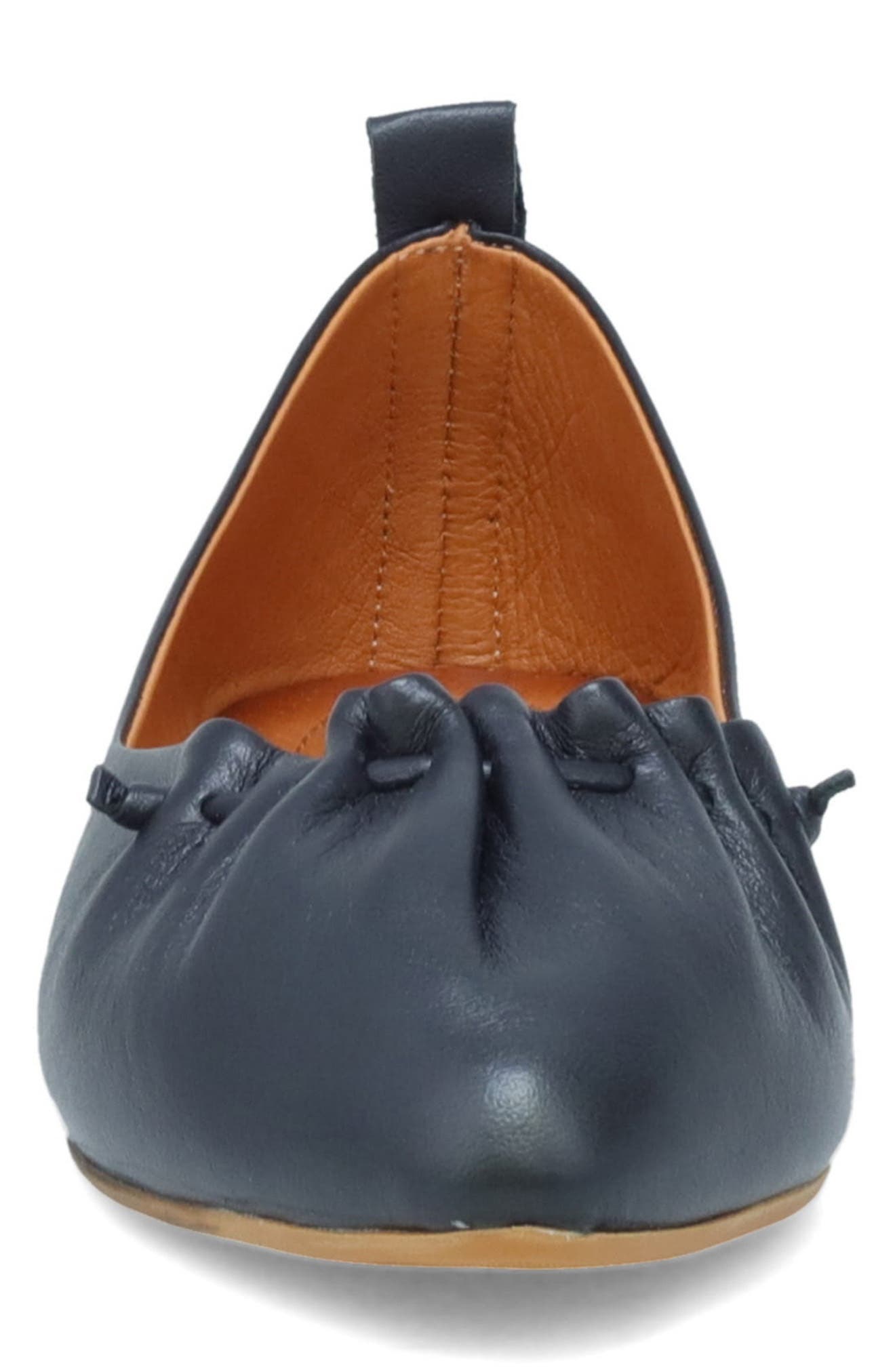 Miz Mooz Brook Flat, Alternate, color, 