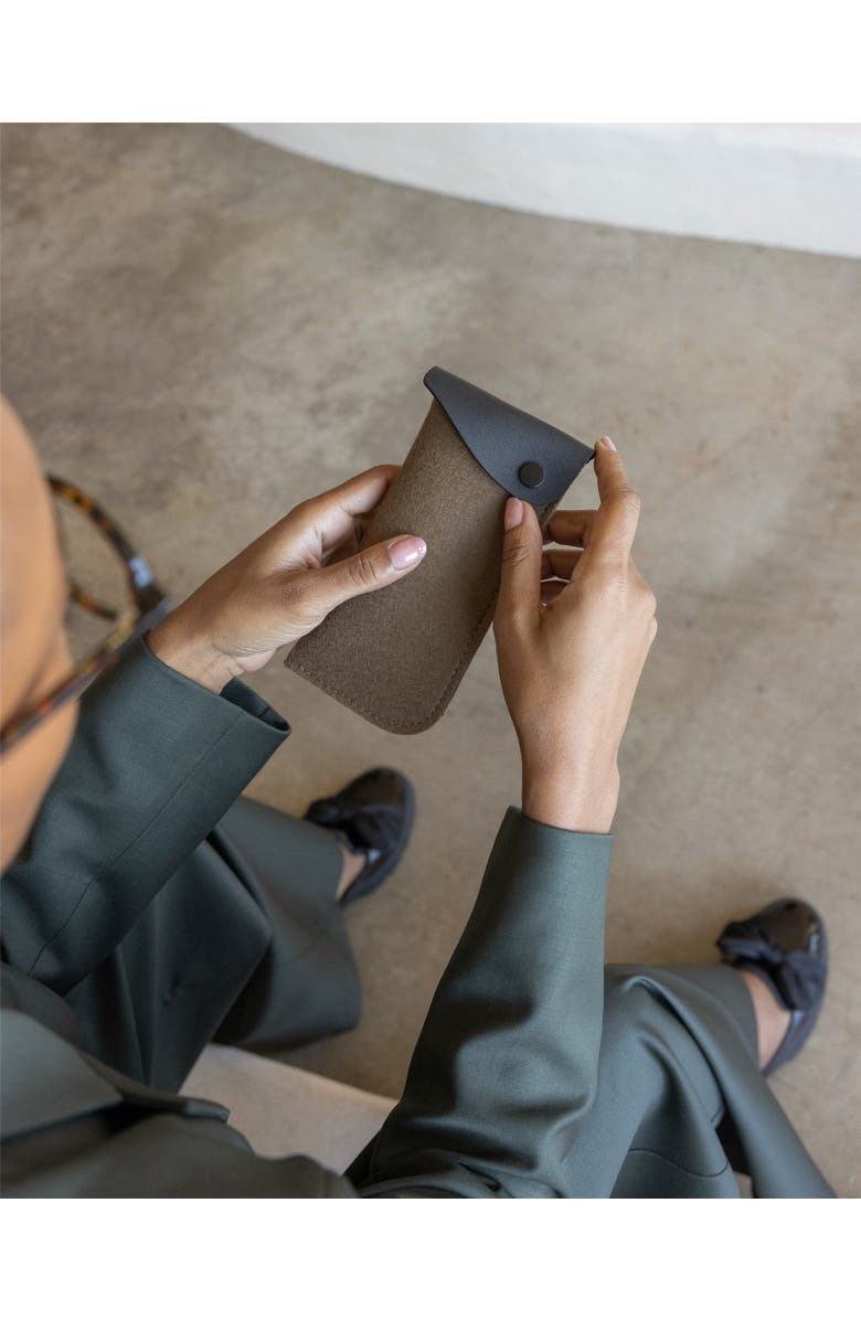 Graf Lantz Anzen Merino Wool Eyeglass Sleeve, Alternate, color, Cumin