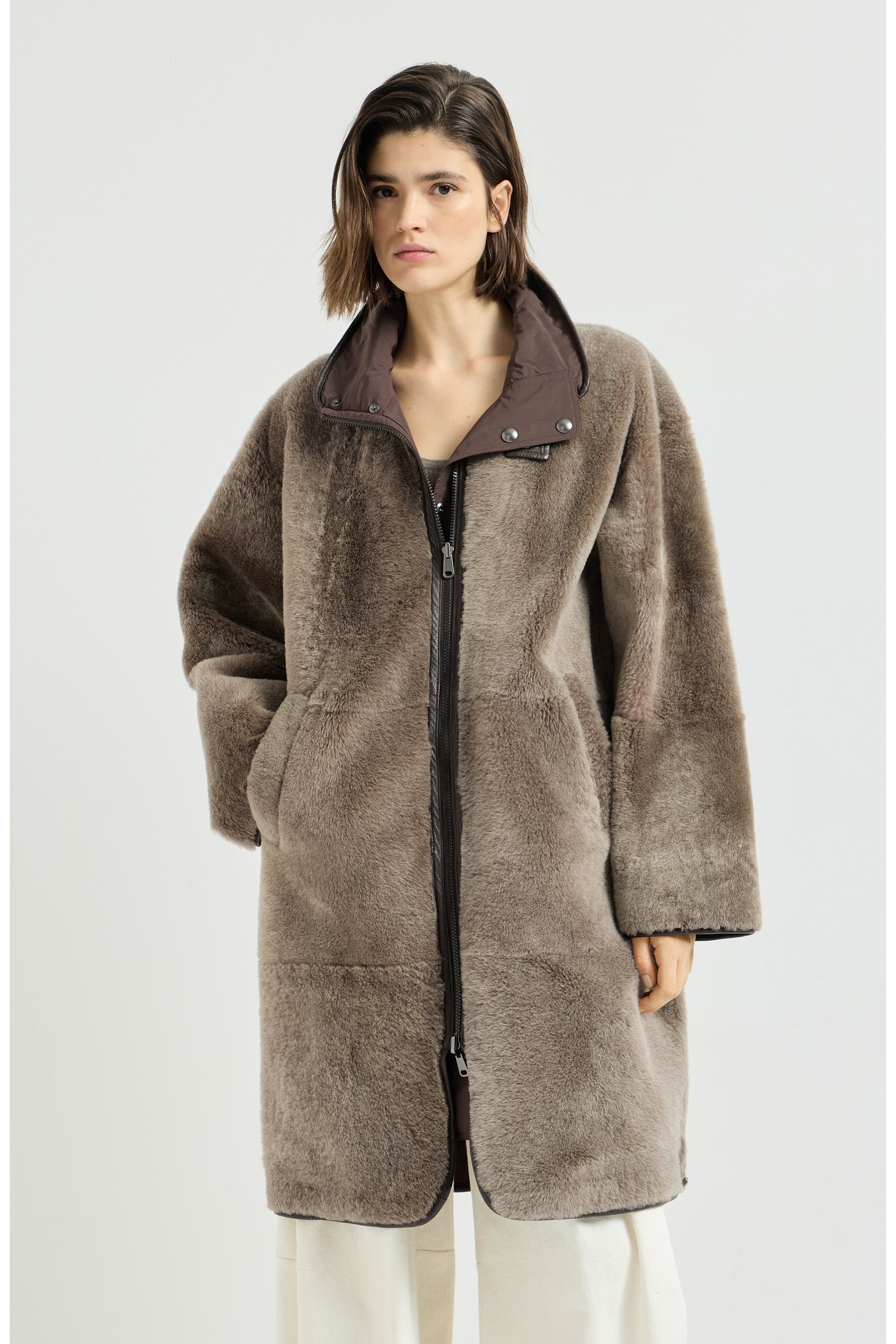 Expertise Reveral Effect Brunello Cucinelli Reversible Shearling Coat With Monili (Women ...