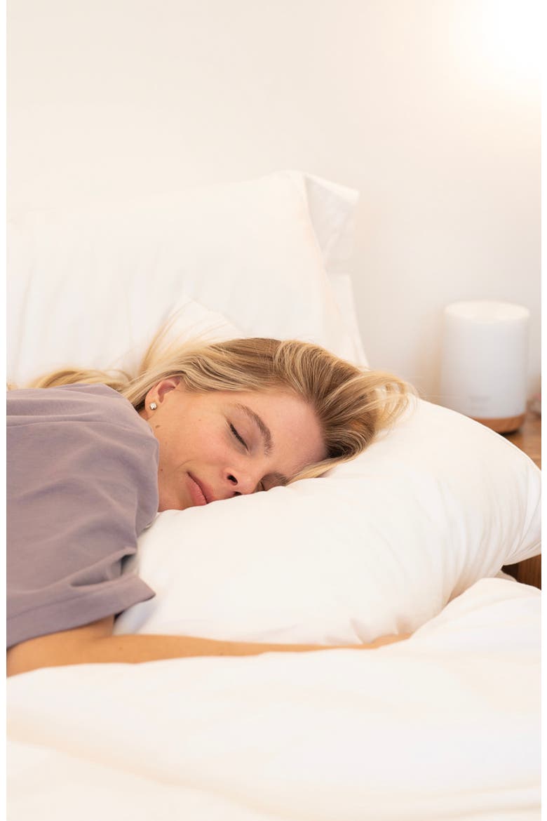 Down Alternative Classic Hotel Pillow, Alternate, color, FIRM