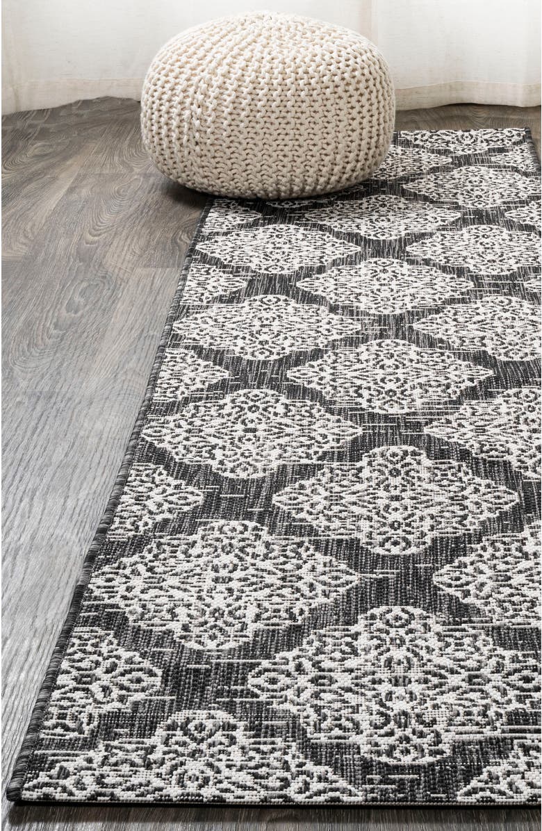 JONATHAN Y Galon Filigree Indoor/Outdoor Area Rug, Alternate, color, Black/Ivory