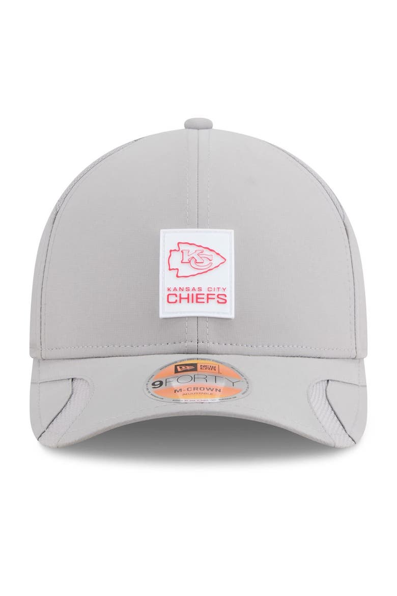 Men's New Era Gray Kansas City Chiefs 2025 Sideline  M-Crown 9FORTY Adjustable Hat, Alternate, color, Gray