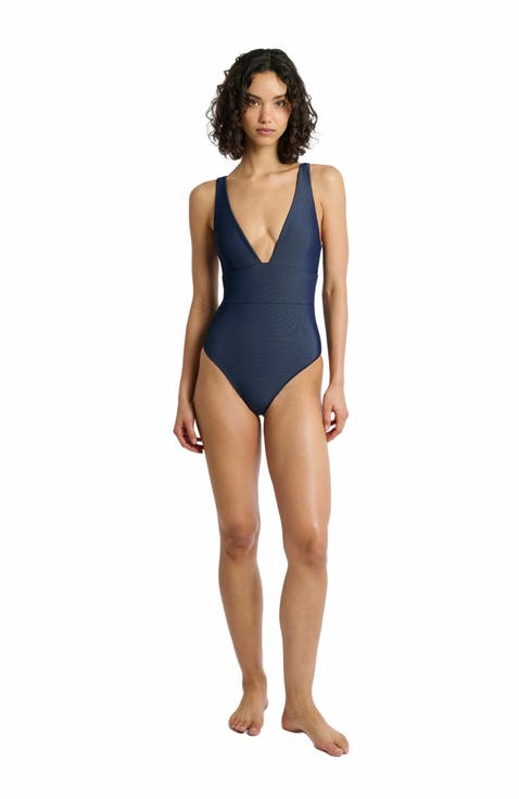 Iris One Piece