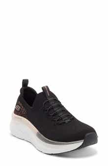 SKECHERS Relaxed Fit D'Lux Walker Sneaker