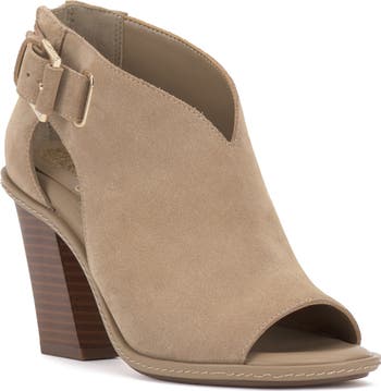 Vince orders camuto lereena cut out wedge