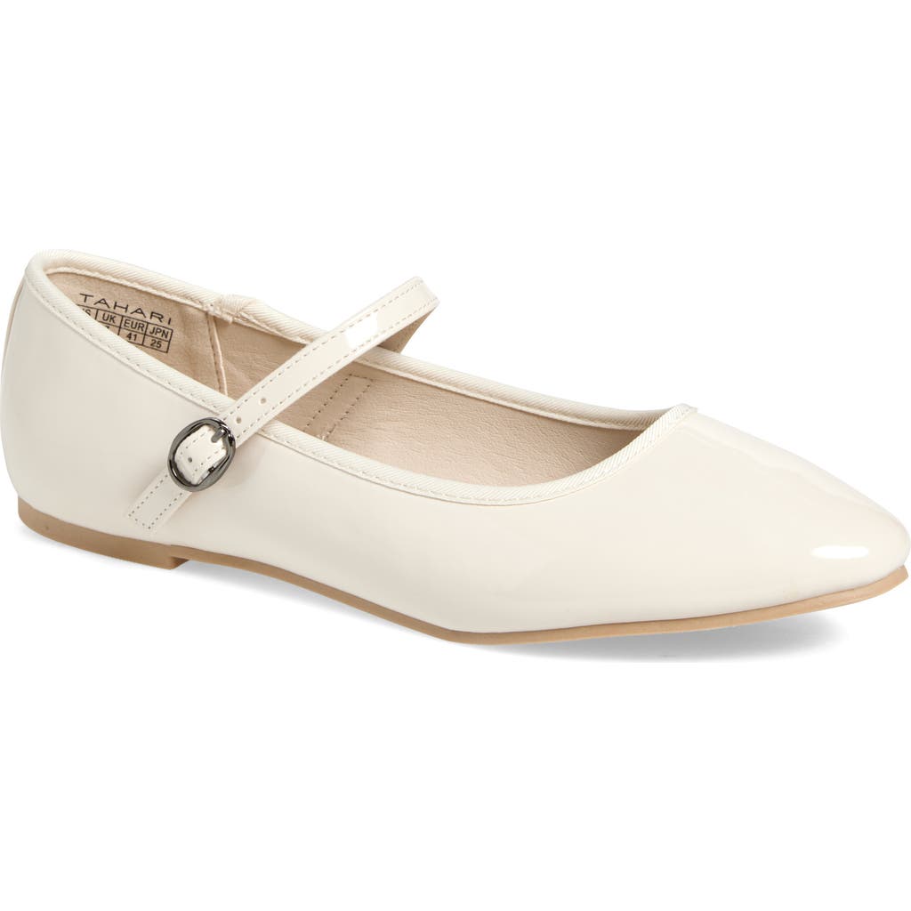 T Tahari Round Toe Mary Jane Flat In Ivory Patent