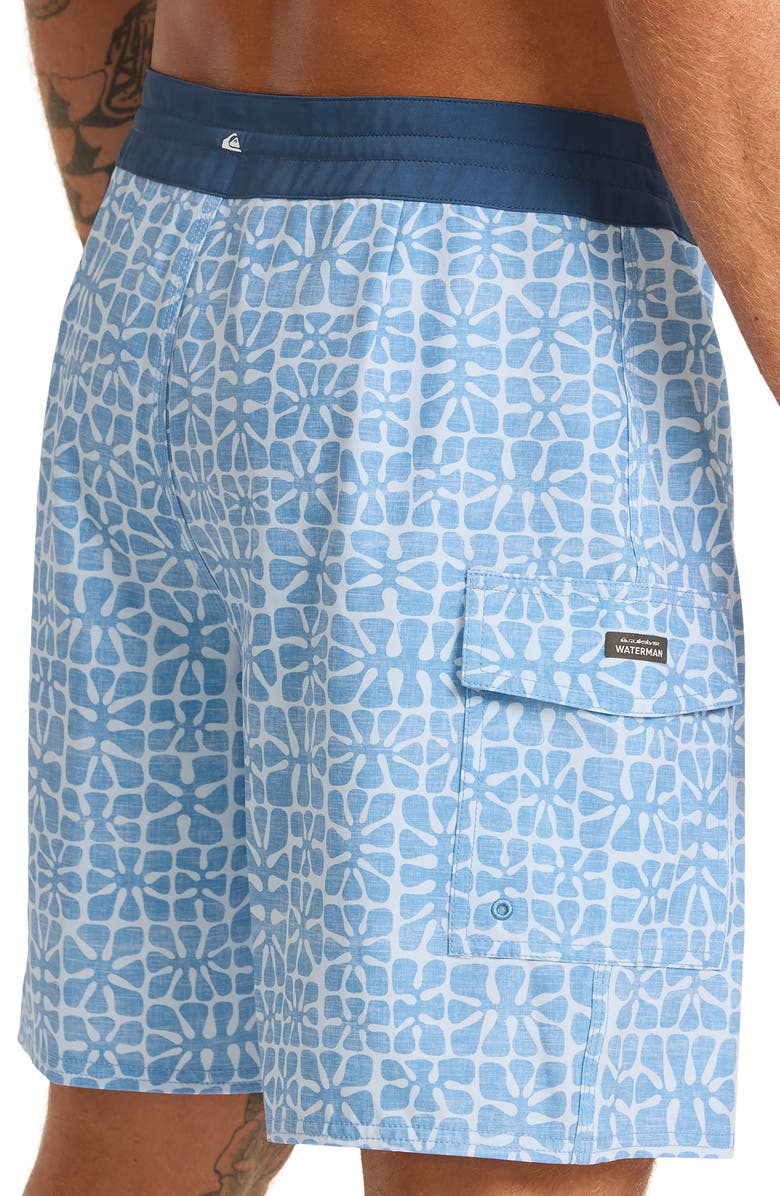 Quiksilver Coral Sea 19" Board Shorts, Alternate, color, Riviera