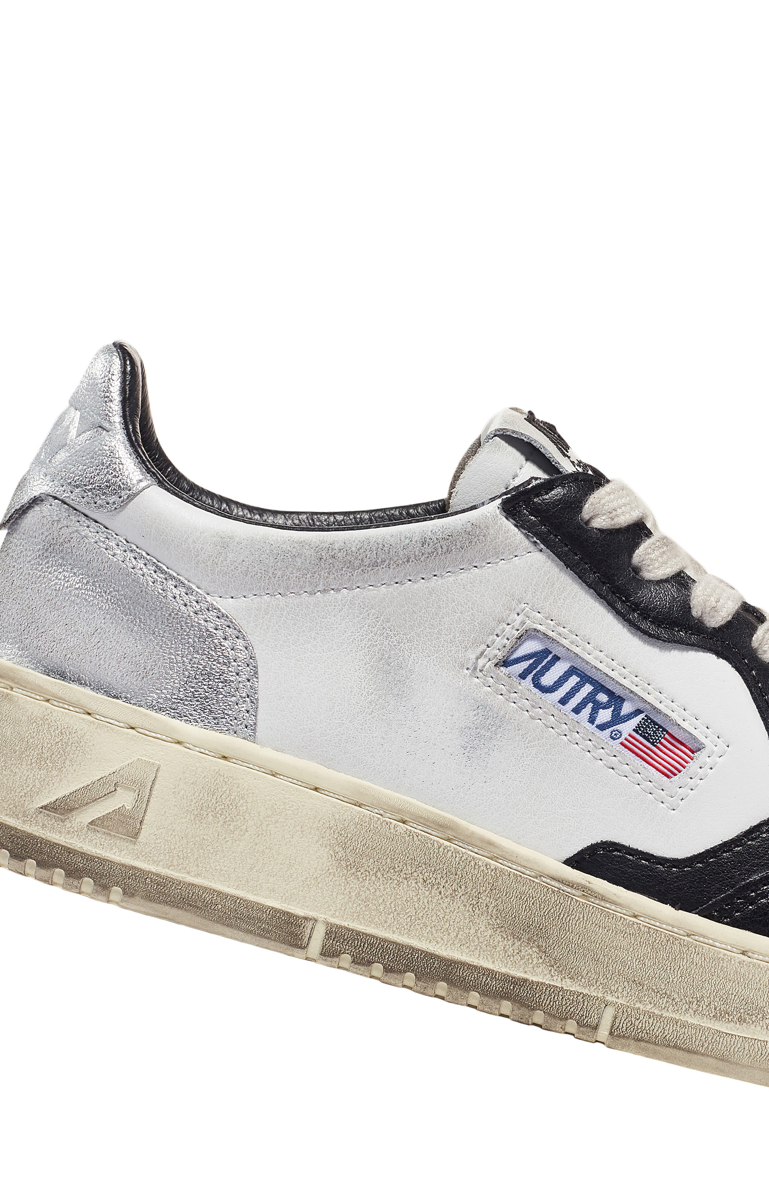 AUTRY Medalist Super Low Sneaker, Alternate, color, 