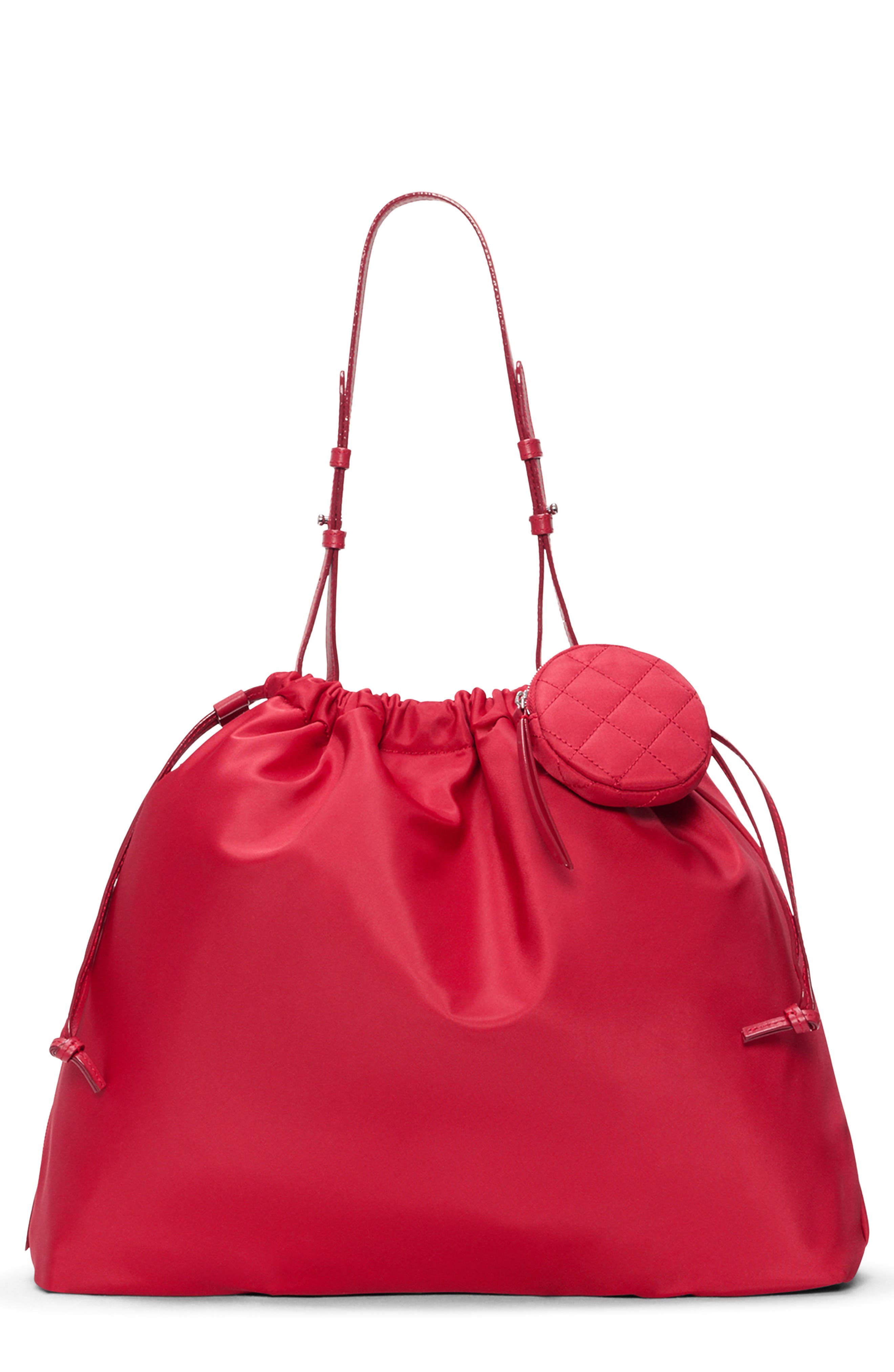 RED APPLE