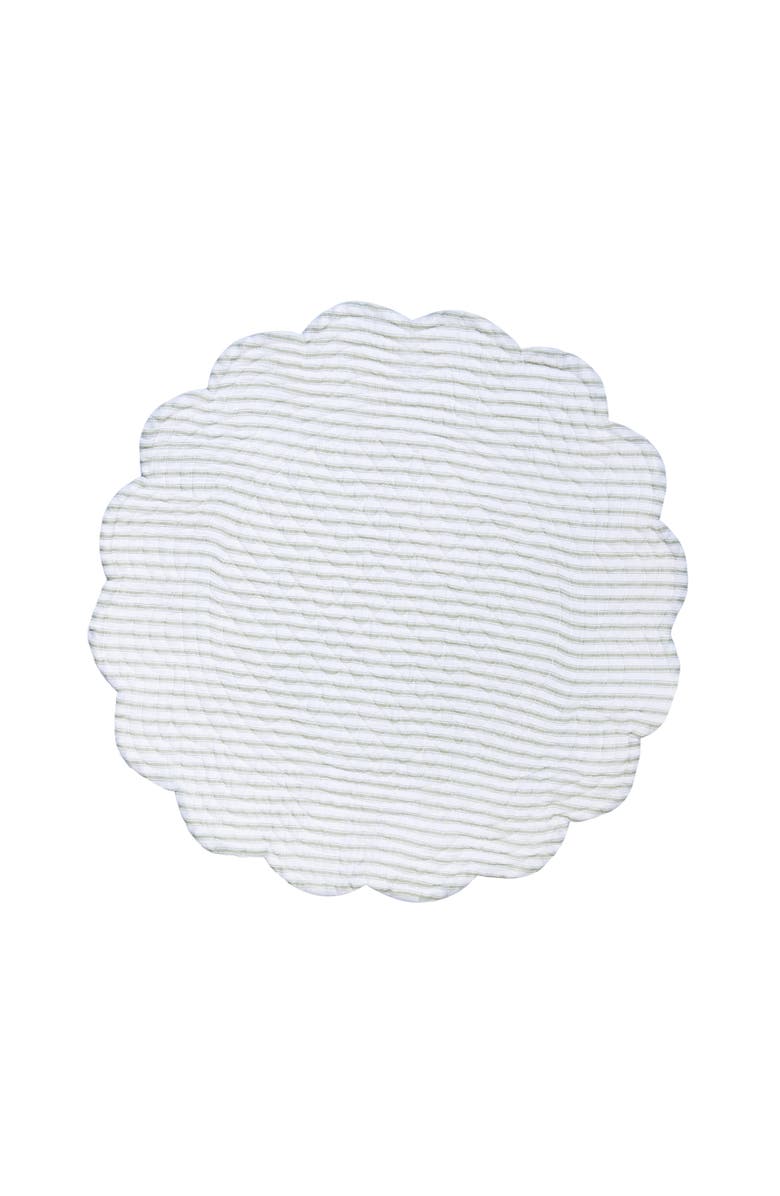 C&F Home Lavender Fields Reversible Machine Washable Round Scallop Quilt Placemats Set of 6, Alternate, color, Green