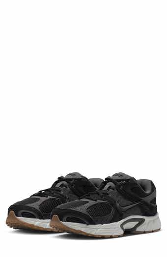 V5 RNR Sneaker