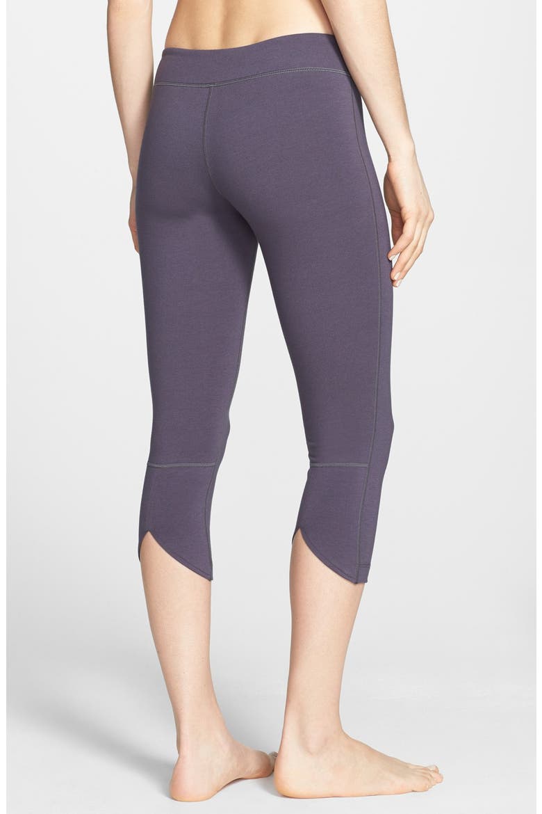 'Full Stripe' Capris, Alternate, color, GREY STONEHENGE