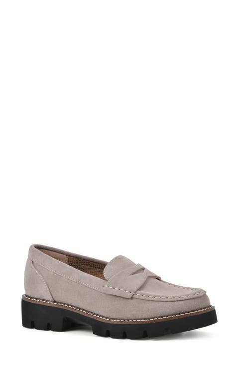 Gunner Lug Sole Platform Loafer - Wide Width (Women)