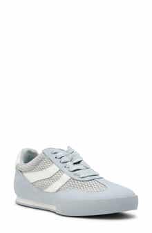 Maya Sneaker