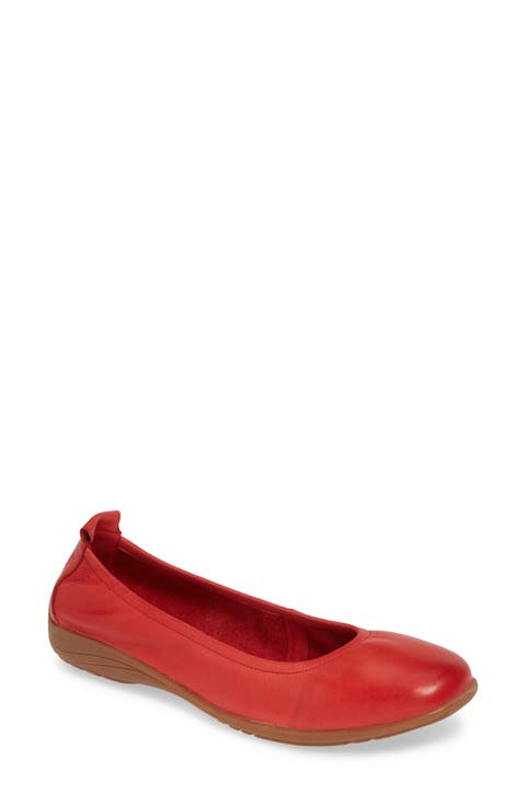 Fenja 01 Flat (Women)
