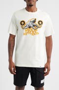 VIC GARCIA WORLD Move Different Graphic T-Shirt