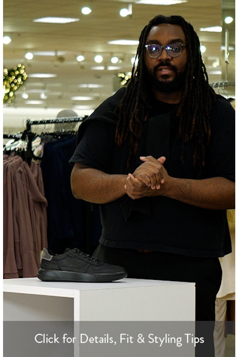 Move Sneaker video