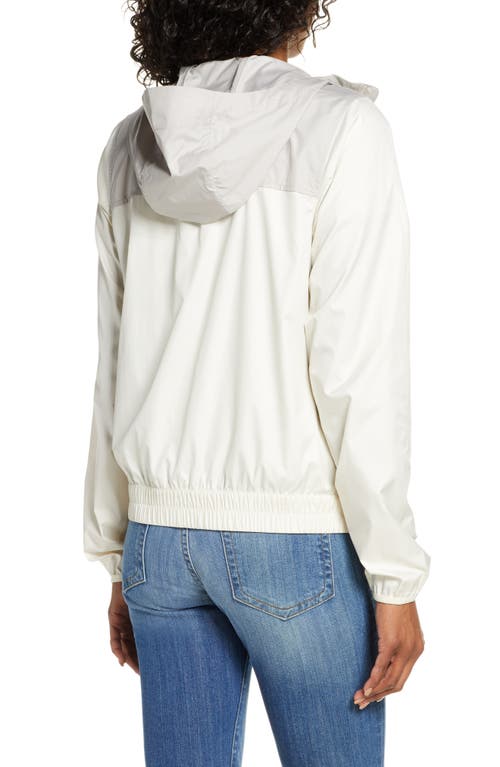 The North Face Cyclone Windwall® Jacket In White