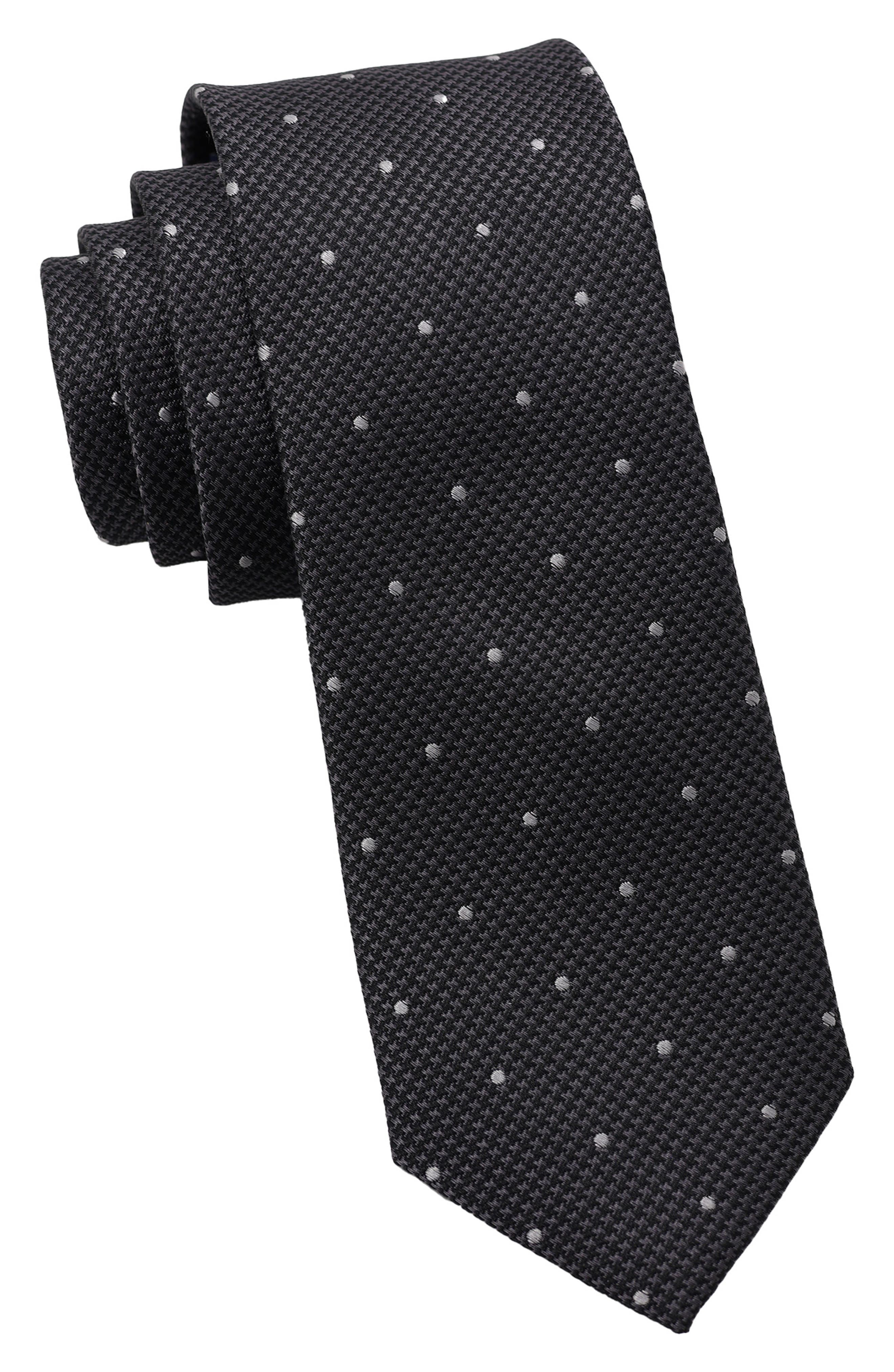 Dot Tie & Pocket Square Set