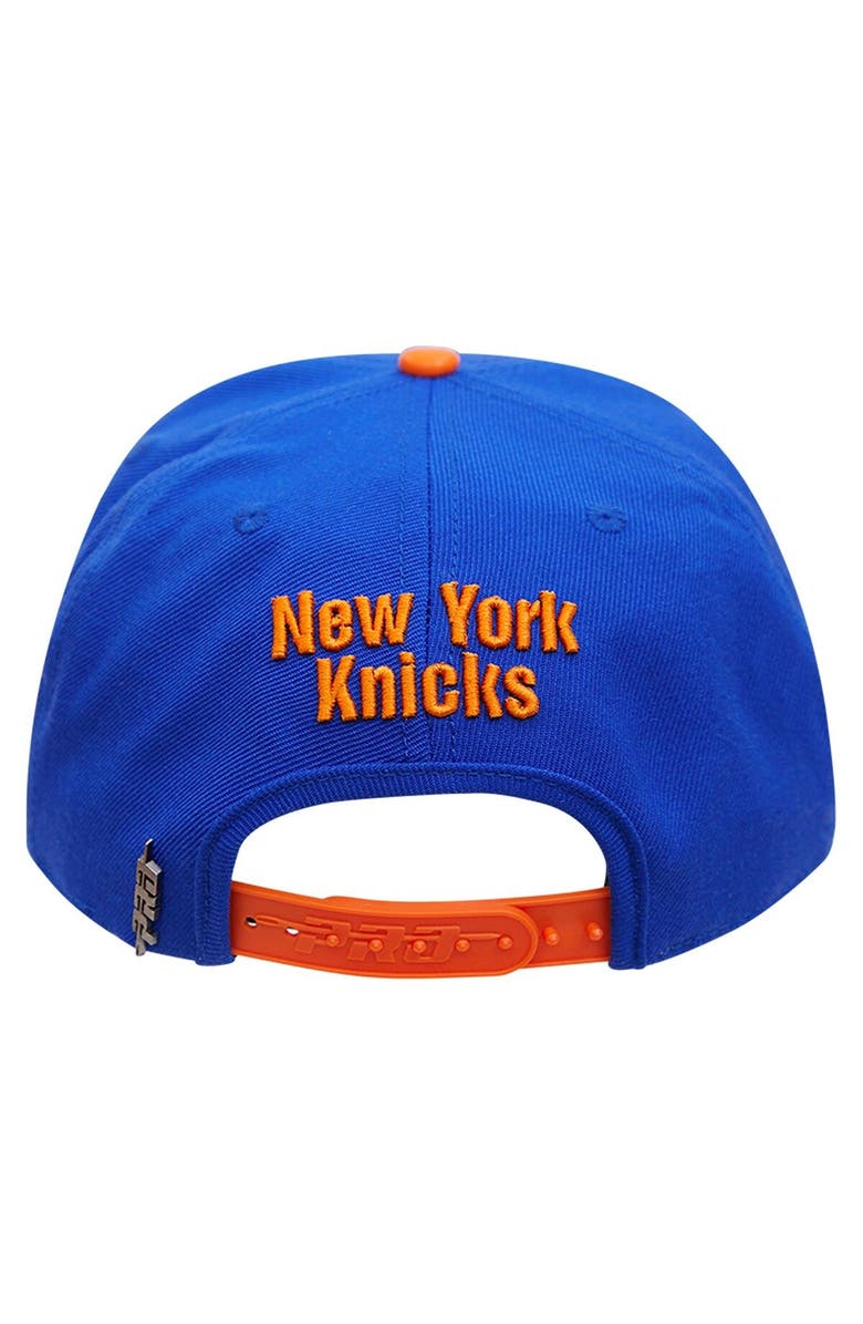 PRO STANDARD Men's Pro Standard Blue New York Knicks Old English Snapback Hat, Alternate, color, 