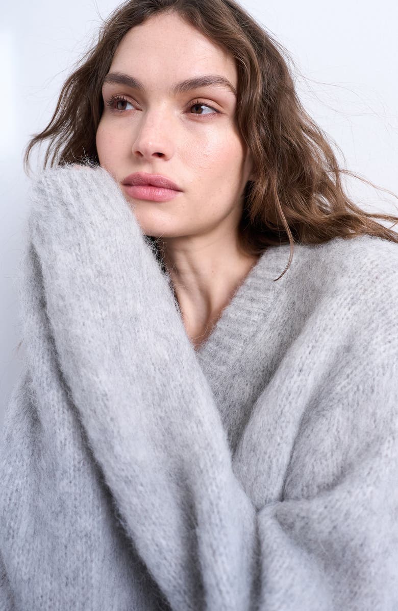 Topshop Fluffy V-Neck Wool & Alpaca Blend Sweater, Alternate, color, Light Grey