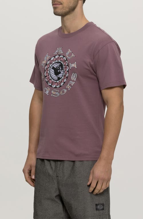 Maui And Sons Maui & Sons Globe Graphic T-shirt In Mauve