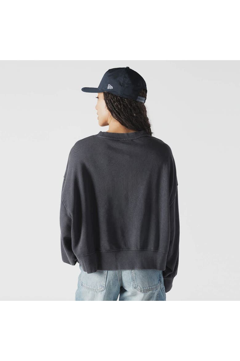 Women's New Era Navy New York Yankees Boxy Mineral Wash Dolmen Sleeve Cropped Sweatshirt, Alternate, color, Charcoal