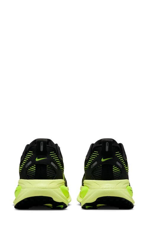 Nike Vomero 18 Running Shoe In Multi