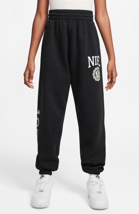 Kids' Sportswear Club Fleece Sweatpants (Big Kid)