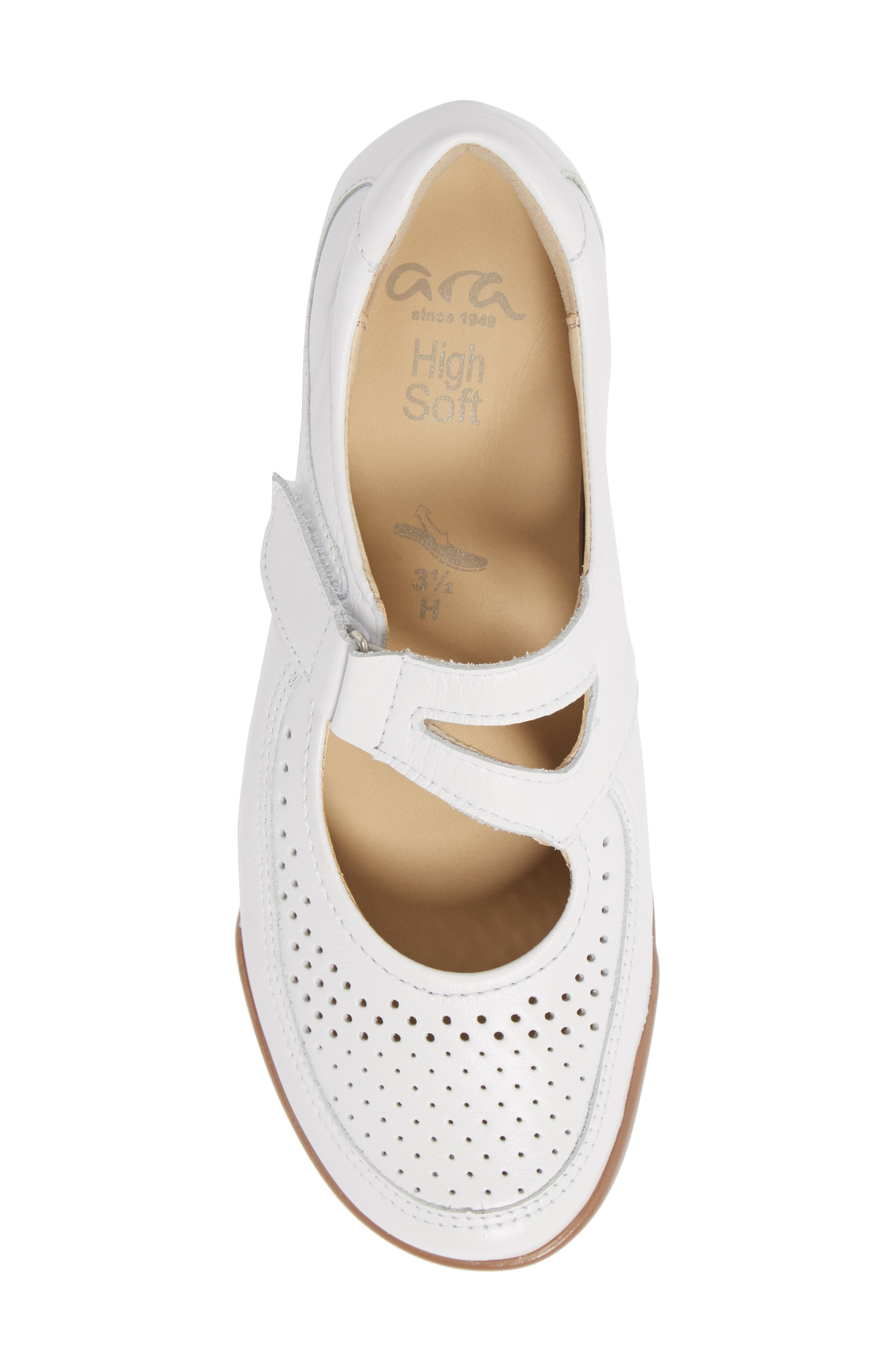 ara April Mary Jane Flat, Alternate, color, 