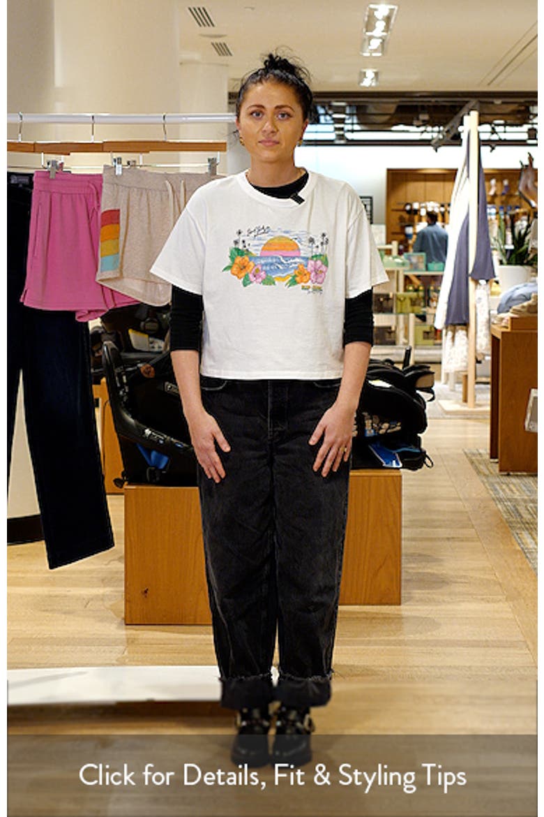 Sun Rays Relaxed Graphic T-Shirt video