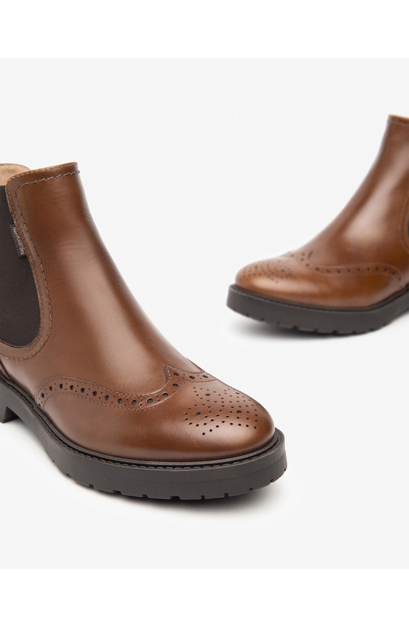 NeroGiardini Wingtip Chelsea Boot, Alternate, color, Brown