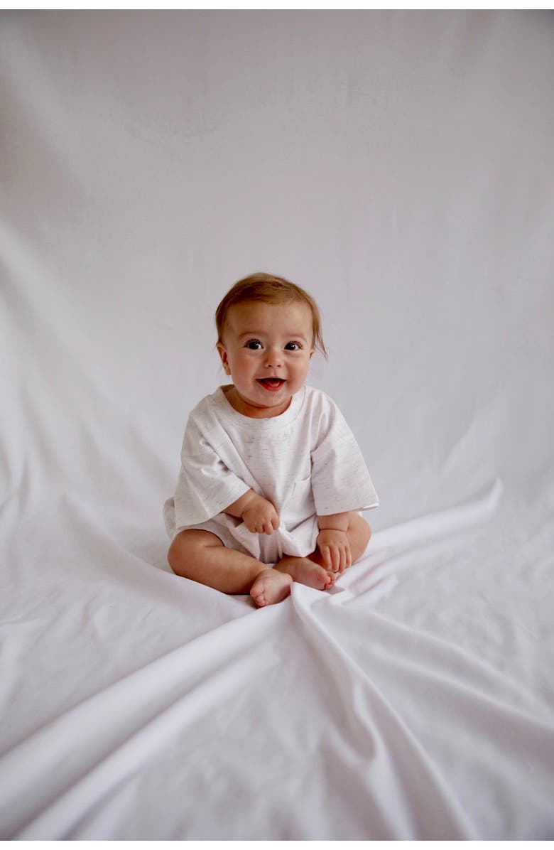 Winnie + Crew Cory Pocket Romper, Alternate, color, Heather Grey