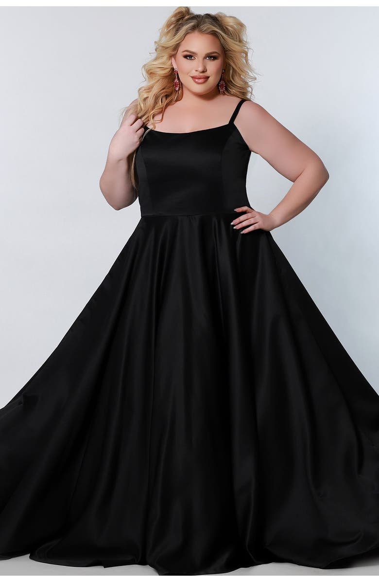 Celebrations by Sydney's Closet Scoop Neck Spaghetti Strap Plus Size A-Line Gown, Main, color, Black