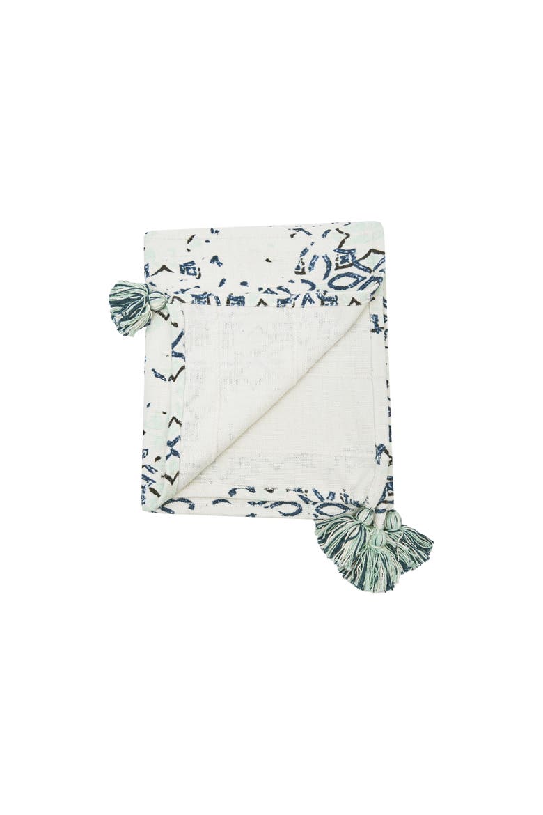 Esha Blue & White Damask Pattern Super Soft Cozy Accent Accent Throw Blanket, Alternate, color, Off-White
