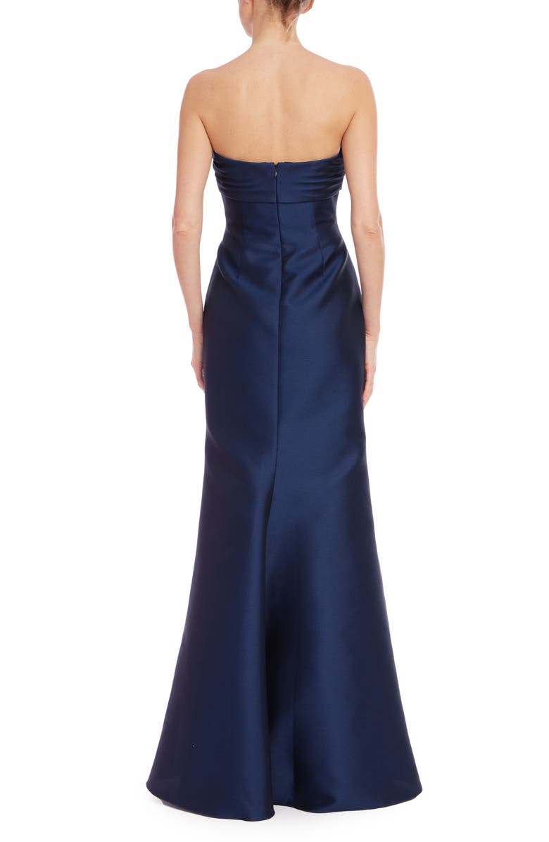 Badgley Mischka Collection Bow Detail Strapless Gown, Alternate, color, Navy