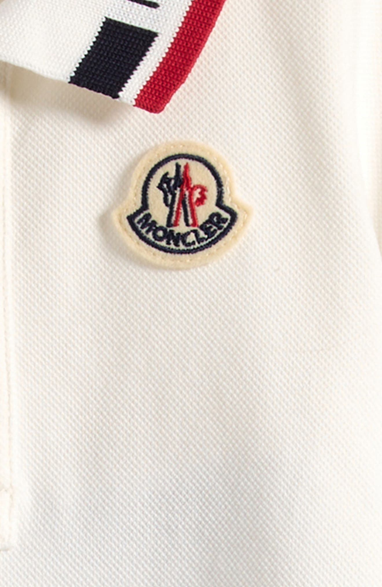 Детские Moncler Kids' Piqué Polo & Shorts Set — фото 2