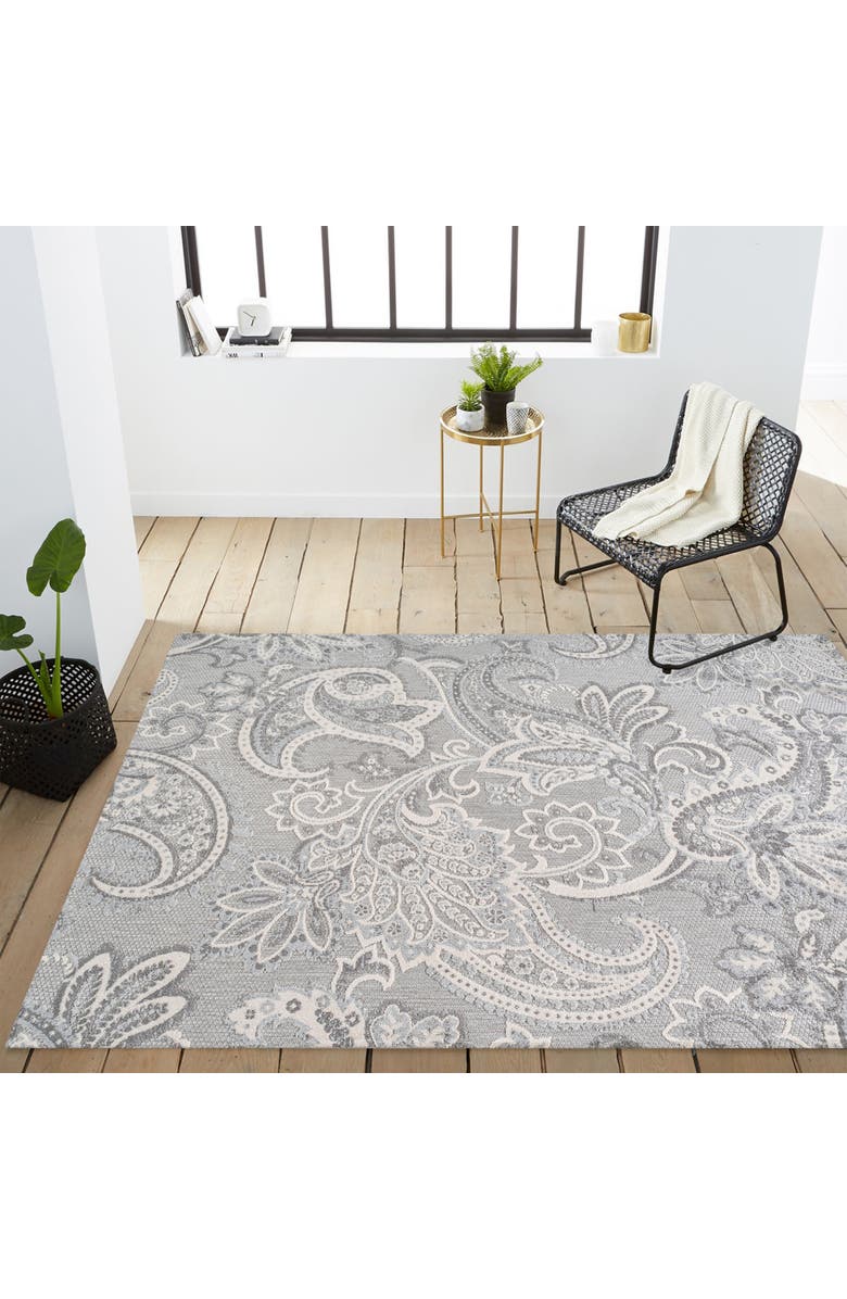 JONATHAN Y Gordes Paisley High-Low Light indoor/Outdoor Area Rug, Alternate, color, Light Gray/Ivory