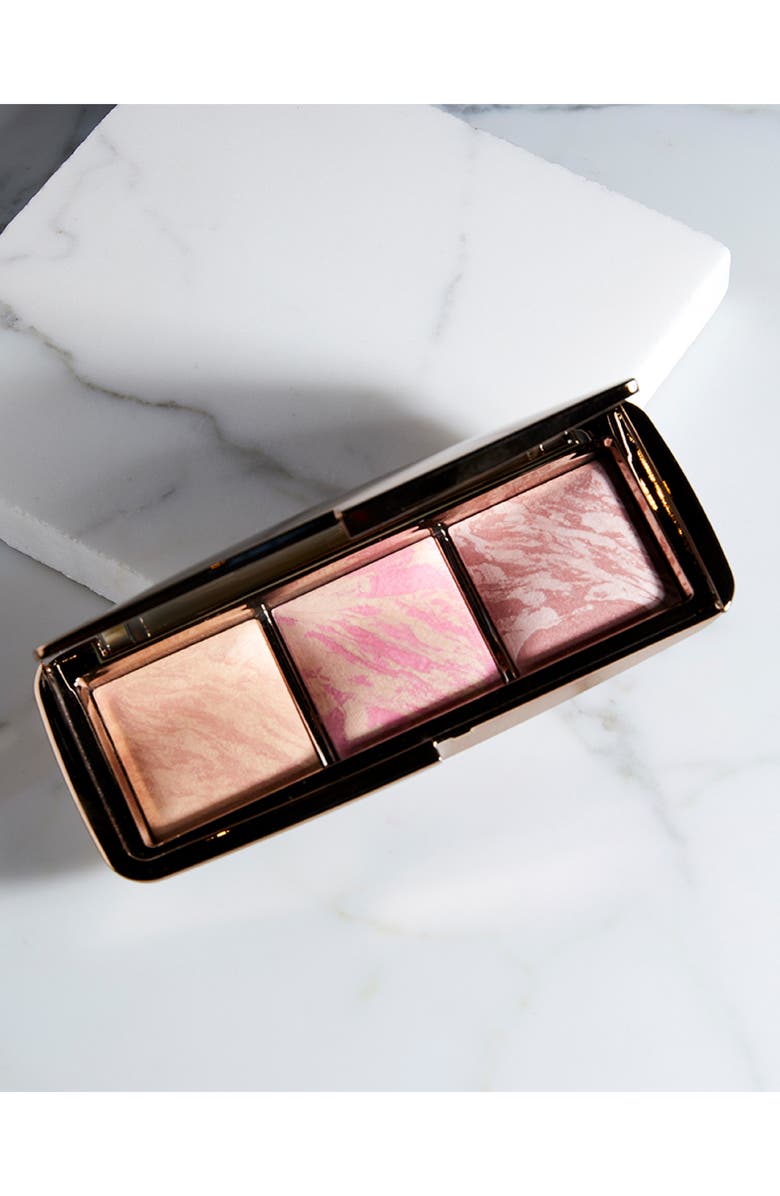 HOURGLASS Ambient<sup>®</sup> Lighting Blush Palette, Alternate, color, 