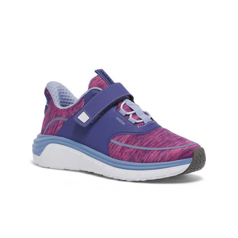 No. 45 Women's Sport Motion Hands Free Sneaker